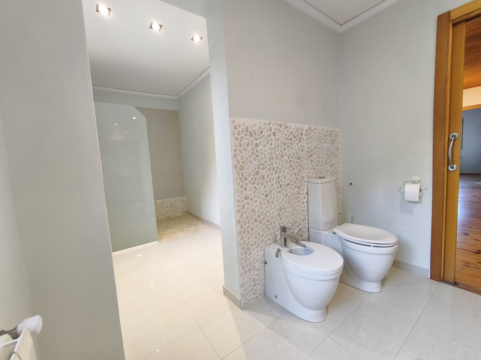 4 Zimmer Villa zu verkaufen in Oliva mit Pool - 495.000 € (Ref: 9385458)