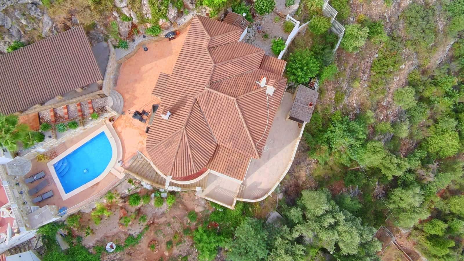 4 Zimmer Villa zu verkaufen in Oliva mit Pool - 495.000 € (Ref: 9385458)