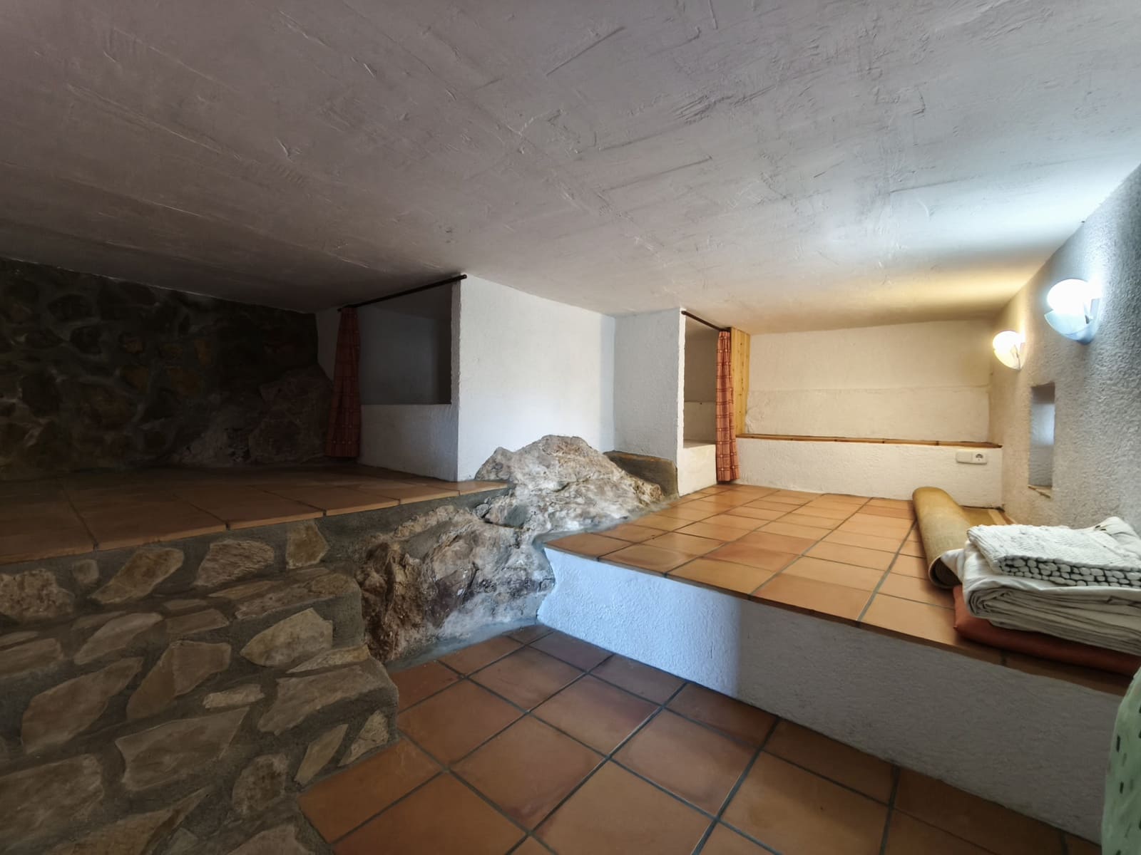 4 Zimmer Villa zu verkaufen in Oliva mit Pool - 495.000 € (Ref: 9385458)