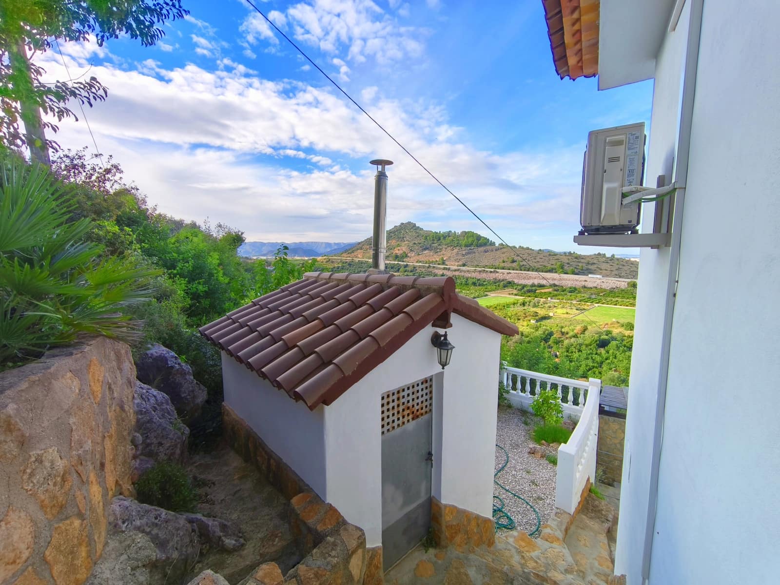 4 Zimmer Villa zu verkaufen in Oliva mit Pool - 495.000 € (Ref: 9385458)