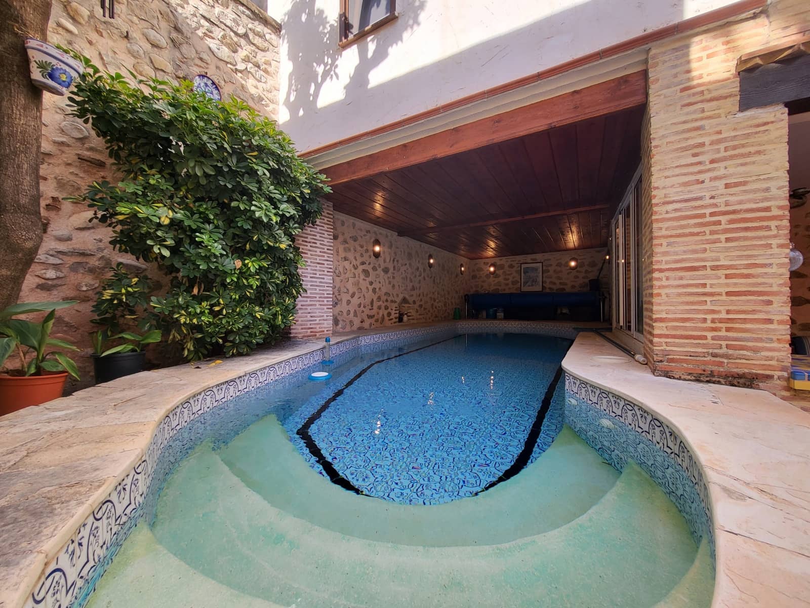 4 bedroom Townhouse for sale in Almoines with pool - € 320,000 (Ref: 9387804)