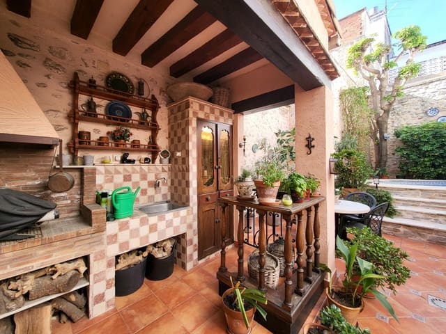 4 bedroom Townhouse for sale in Almoines with pool - € 320,000 (Ref: 9387804)