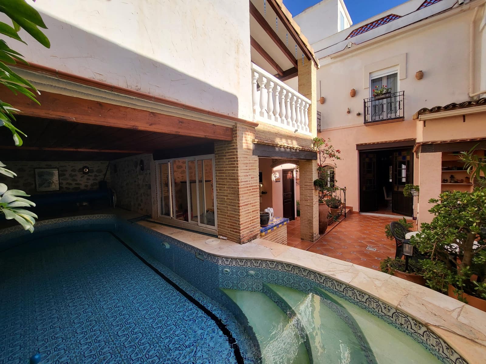 4 bedroom Townhouse for sale in Almoines with pool - € 320,000 (Ref: 9387804)