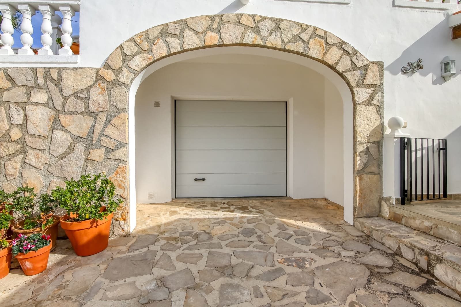 4 slaapkamer Villa te koop in Moraira met zwembad - € 865.000 (Ref: 9400792)