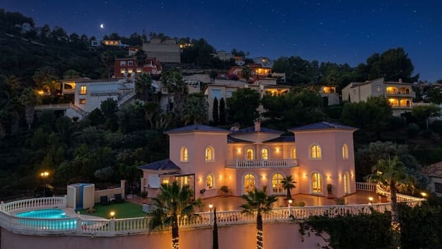 5 quarto Moradia para venda em Centro ciudad, Javea / Xàbia com piscina - 1 450 000 € (Ref: 9400795)