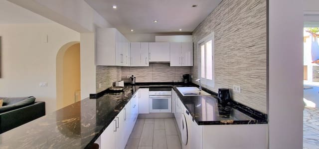 4 camera da letto Villa in vendita in Benissa con piscina - 650.000 € (Rif: 9406557)