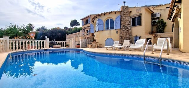 7 Zimmer Villa zu verkaufen in Cumbre del Sol, Benitachell / Benitatxell mit Pool - 670.000 € (Ref: 9406558)