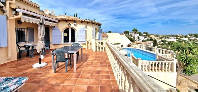 7 Zimmer Villa zu verkaufen in Cumbre del Sol, Benitachell / Benitatxell mit Pool - 670.000 € (Ref: 9406558)