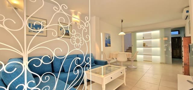 5 soverom Hus til salgs i Teulada Pueblo, Teulada-Moraira - € 380 000 (Ref: 9410887)