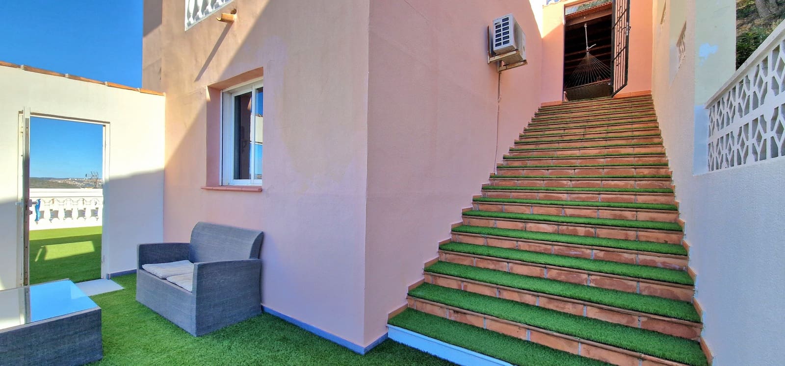 2 bedroom Villa for rent in Benitachell / Benitatxell with pool - € 1,300 (Ref: 9410888)