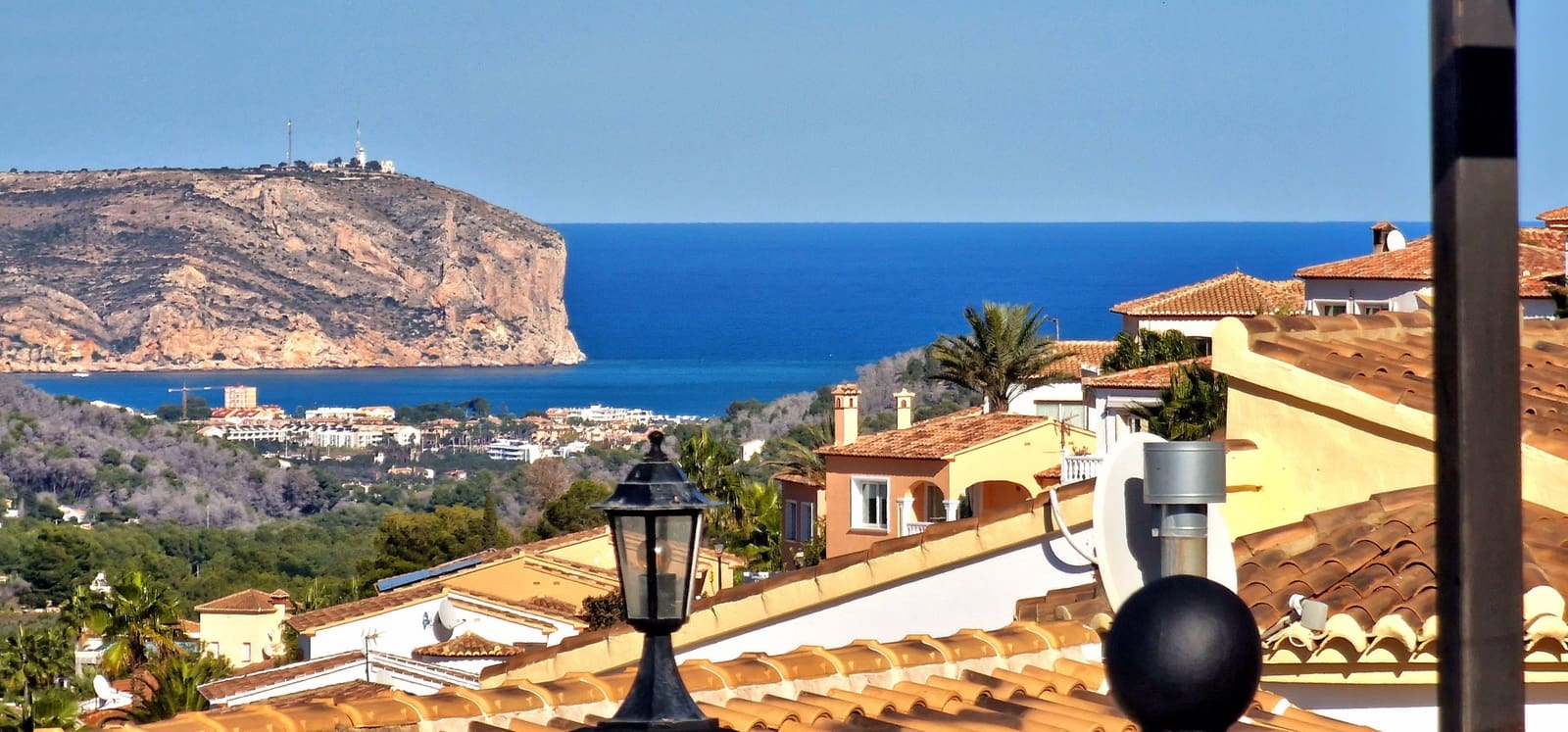 2 bedroom Villa for rent in Benitachell / Benitatxell with pool - € 1,300 (Ref: 9410888)