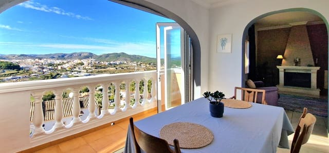 2 bedroom Villa for rent in Benitachell / Benitatxell with pool - € 1,300 (Ref: 9410888)