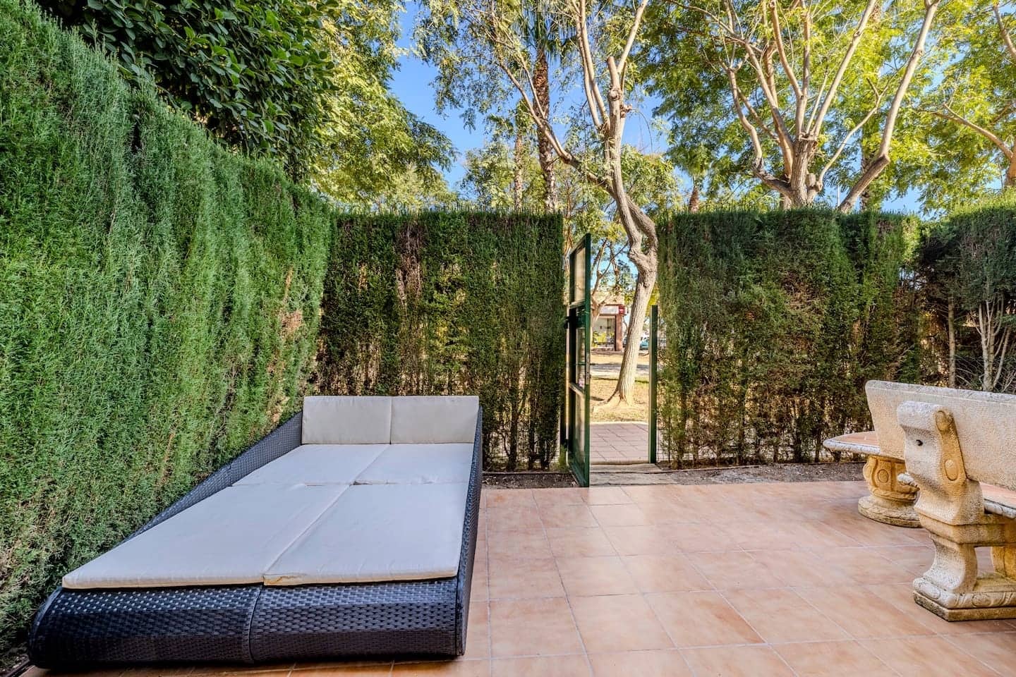 4 chambre Appartement à vendre à Arenal avec piscine - 595 000 € (Ref: 9410889)