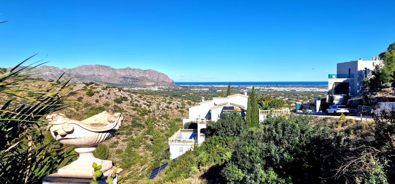 5 soveværelse Villa til salg i Monte Solana med swimmingpool - € 730.000 (Ref: 9413960)