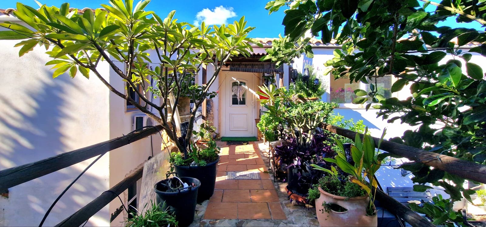 5 soveværelse Villa til salg i Monte Solana med swimmingpool - € 730.000 (Ref: 9413960)