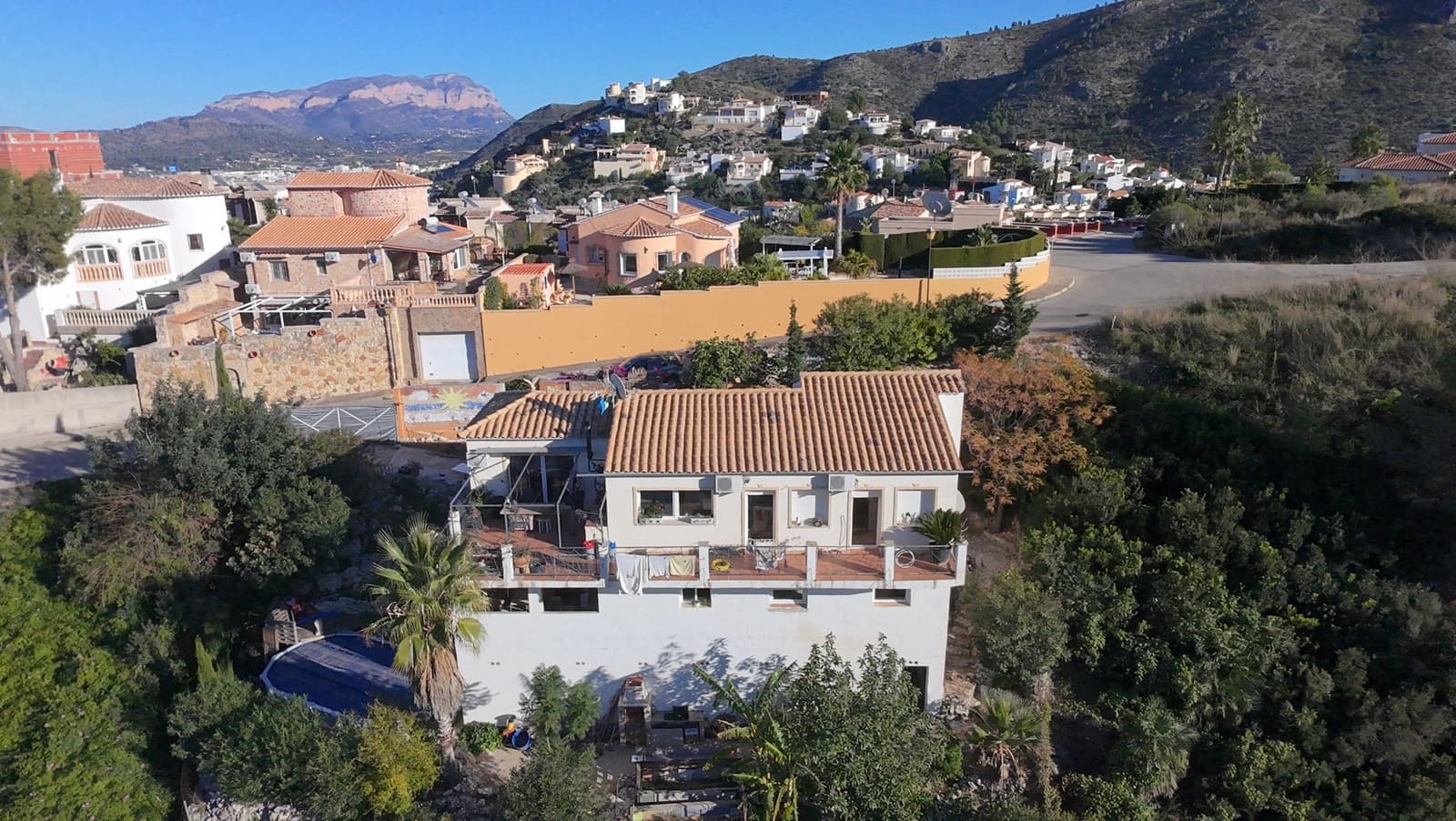 5 soveværelse Villa til salg i Monte Solana med swimmingpool - € 730.000 (Ref: 9413960)