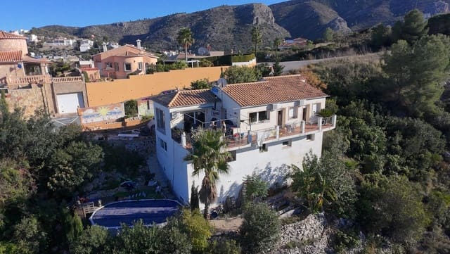 5 soveværelse Villa til salg i Monte Solana, Pedreguer med swimmingpool - € 730.000 (Ref: 9413960)