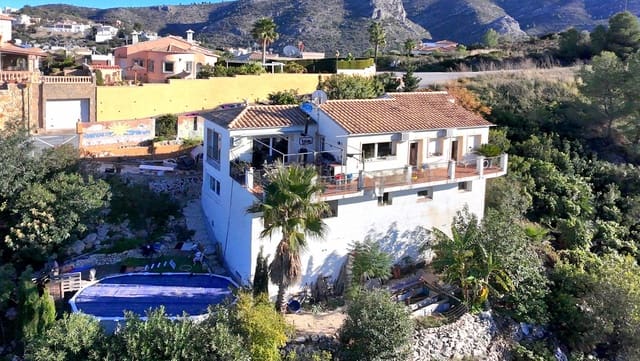5 soveværelse Villa til salg i Monte Solana, Pedreguer med swimmingpool - € 599.500 (Ref: 9413960)