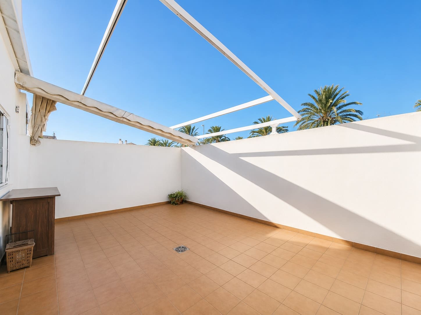 Casa de 4 habitaciones en Palmera en venta - 295.000 € (Ref: 9427099)