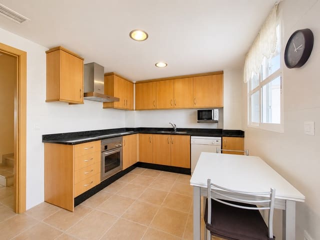 4 soveværelse Byhus til salg i Palmera - € 295.000 (Ref: 9427099)