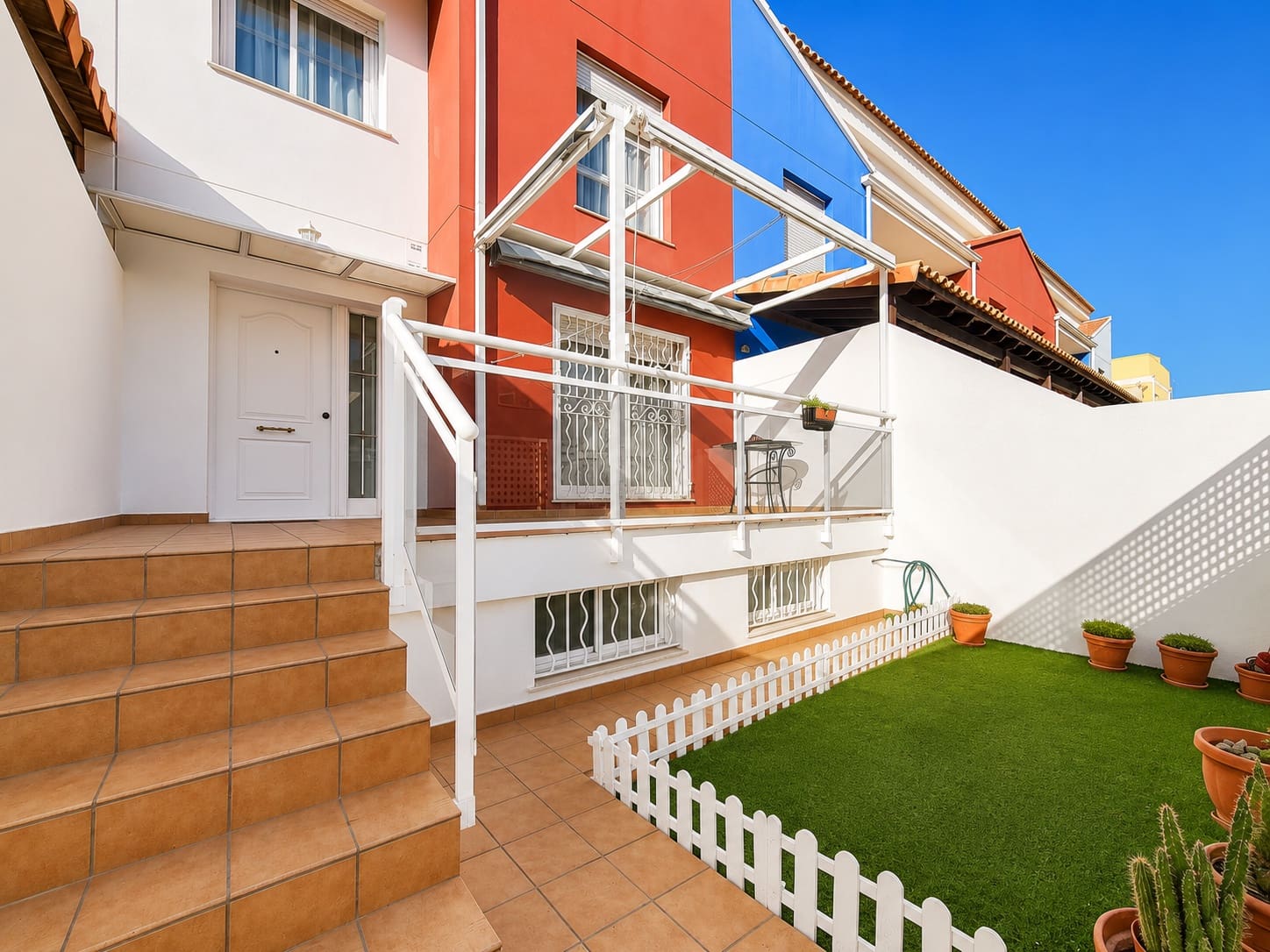 Casa de 4 habitaciones en Palmera en venta - 295.000 € (Ref: 9427099)