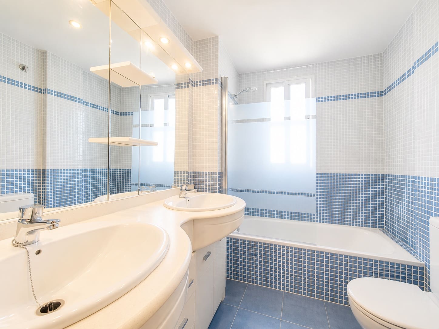 Casa de 4 habitaciones en Palmera en venta - 295.000 € (Ref: 9427099)