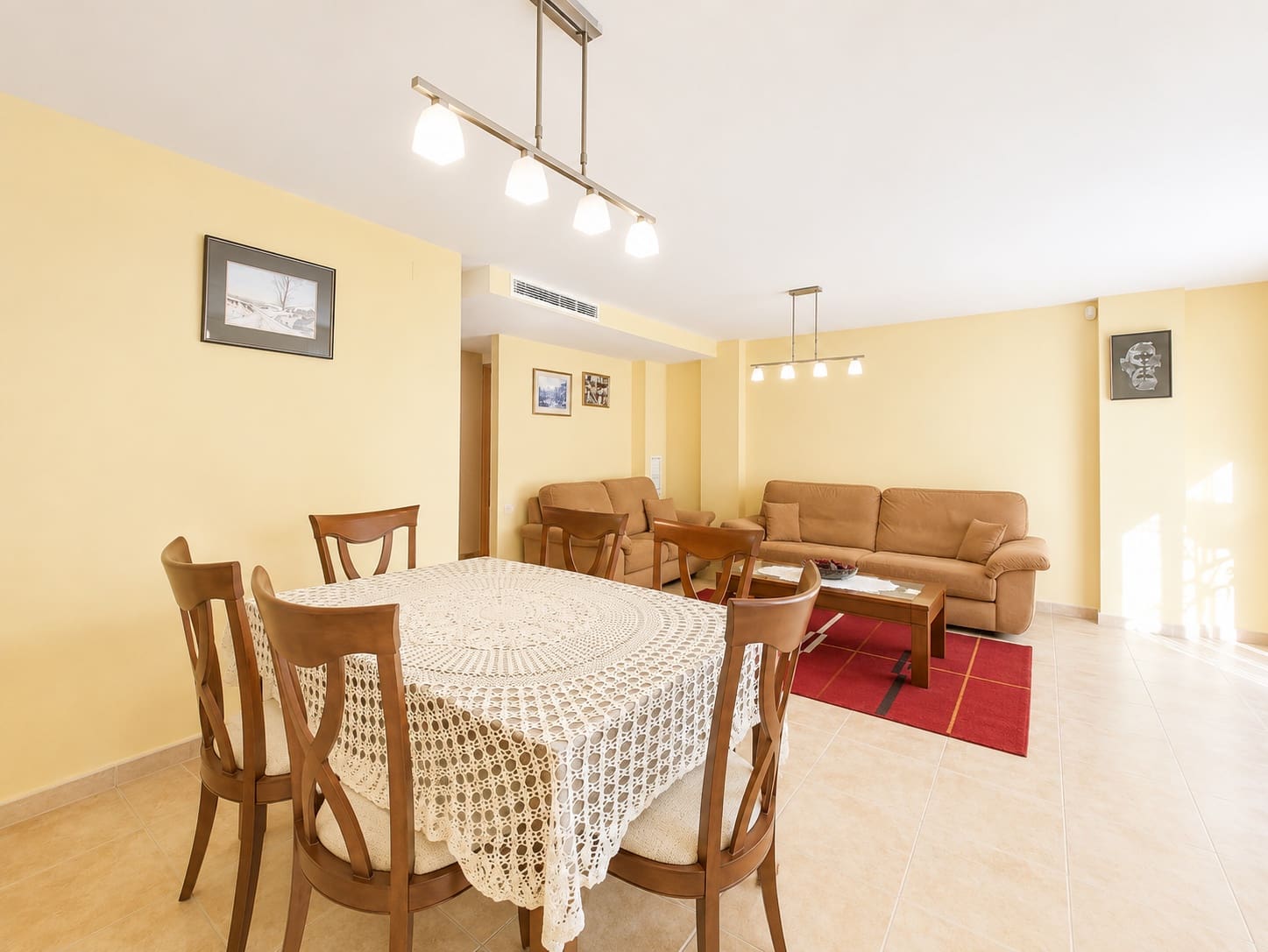 Casa de 4 habitaciones en Palmera en venta - 295.000 € (Ref: 9427099)