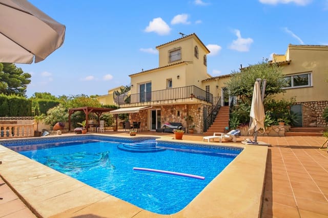 5 chambre Villa/Maison à vendre à Casco Urbano, Teulada-Moraira avec piscine - 940 000 € (Ref: 9430996)