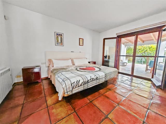 5 slaapkamer Villa te koop in Ondara met zwembad - € 1.400.000 (Ref: 9440000)