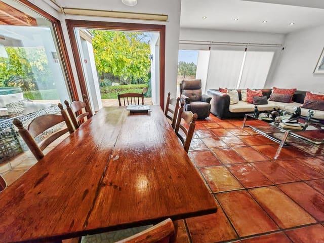 5 soveværelse Villa til salg i Ondara med swimmingpool - € 1.400.000 (Ref: 9440000)