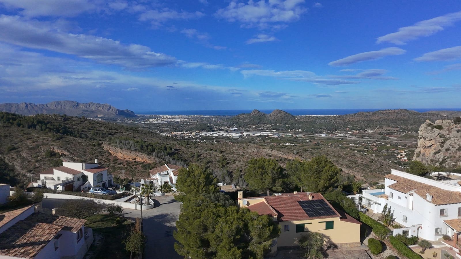 5 bedroom Villa for sale in Monte Pedreguer with pool - € 595,000 (Ref: 9440003)