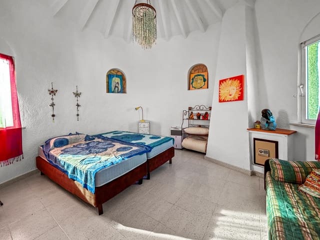 5 bedroom Villa for sale in Monte Pedreguer, Pedreguer with pool - € 595,000 (Ref: 9440003)