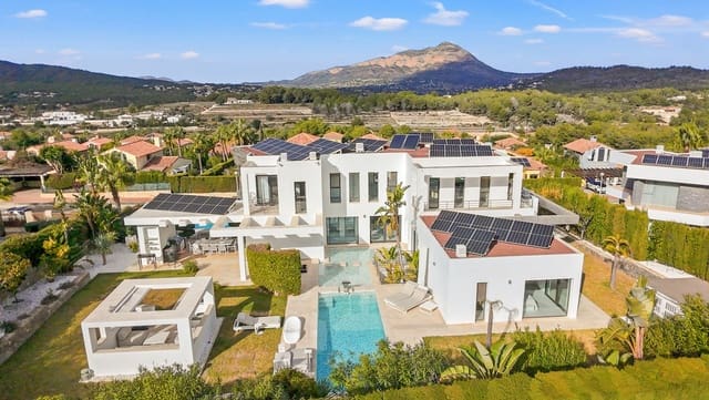 5 sypialnia Willa na sprzedaż w Centro ciudad, Javea / Xàbia z basenem - 2 350 000 € (Ref: 9448926)