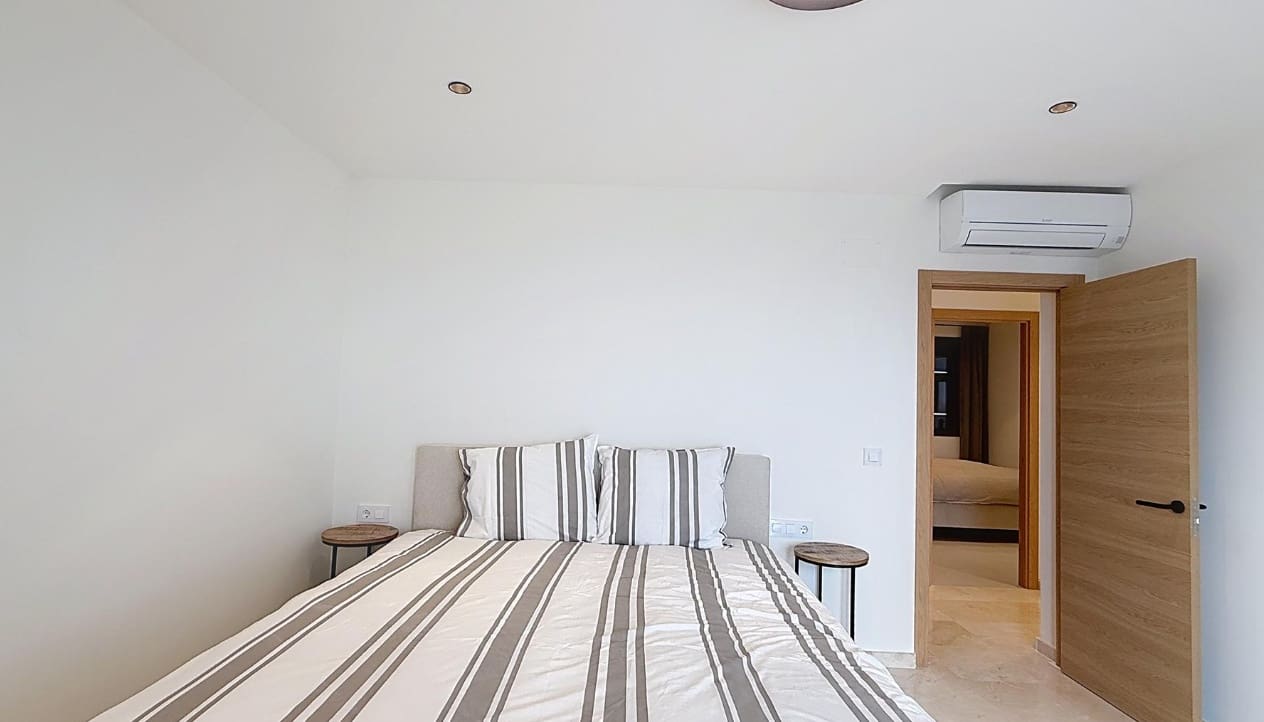 5 sypialnia Willa na sprzedaż w Cumbre del Sol z basenem - 1 700 000 € (Ref: 9488270)