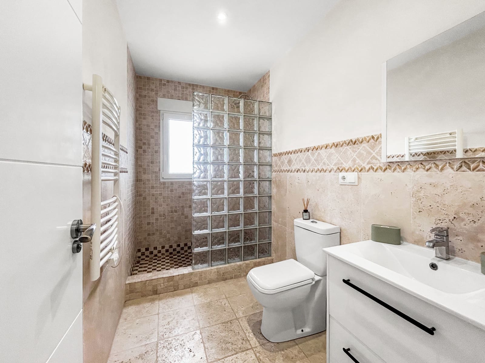 3 bedroom Villa for sale in La Sella with pool - € 850,000 (Ref: 9488271)