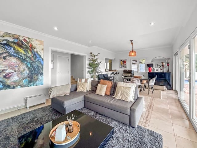 3 sypialnia Willa na sprzedaż w La Sella z basenem - 850 000 € (Ref: 9488271)