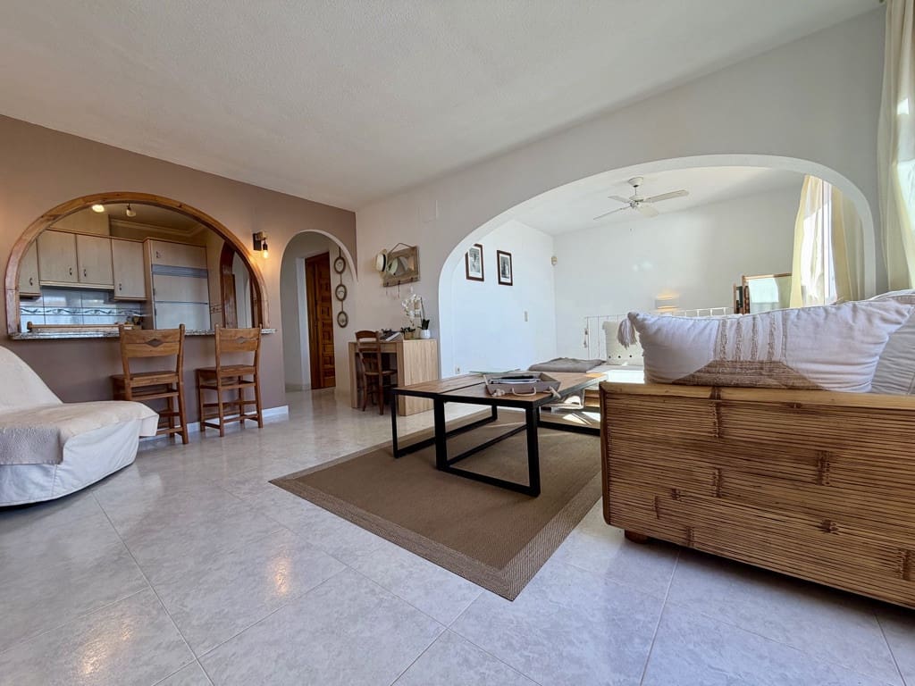 Apartamento de 3 habitaciones en Cumbre del Sol en venta con piscina - 375.000 € (Ref: 9494452)