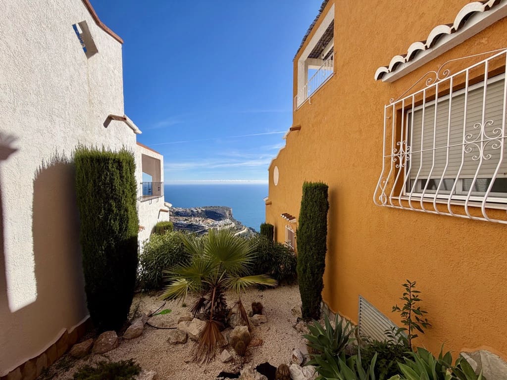 Apartamento de 3 habitaciones en Cumbre del Sol en venta con piscina - 375.000 € (Ref: 9494452)