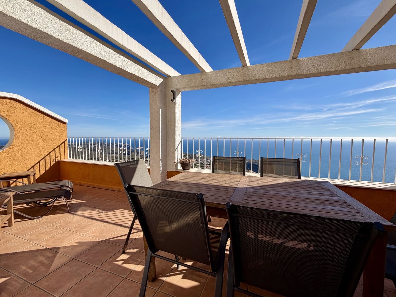 Apartamento de 3 habitaciones en Cumbre del Sol en venta con piscina - 375.000 € (Ref: 9494452)