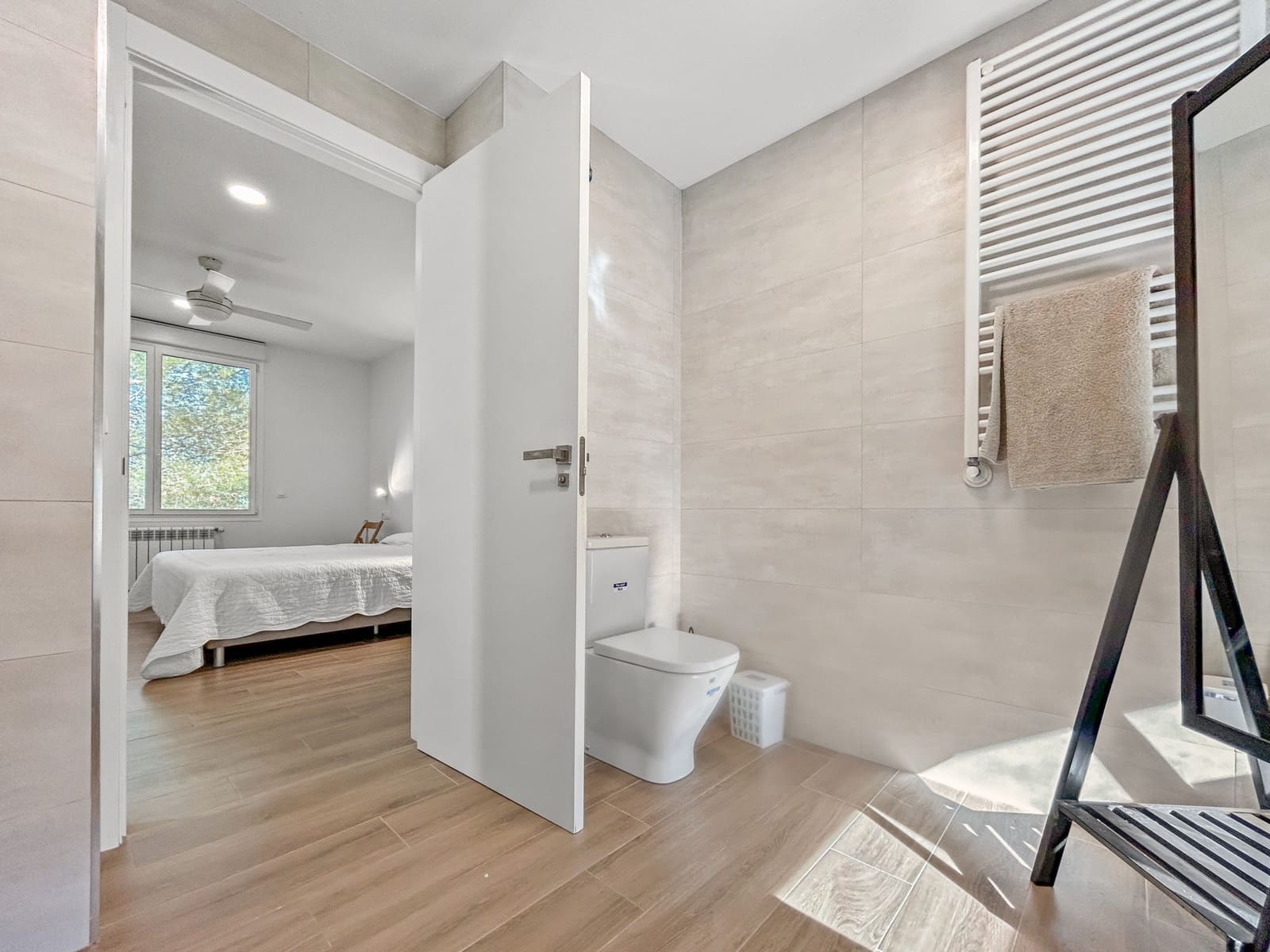 4 sypialnia Willa na sprzedaż w Orba - 589 000 € (Ref: 9497068)