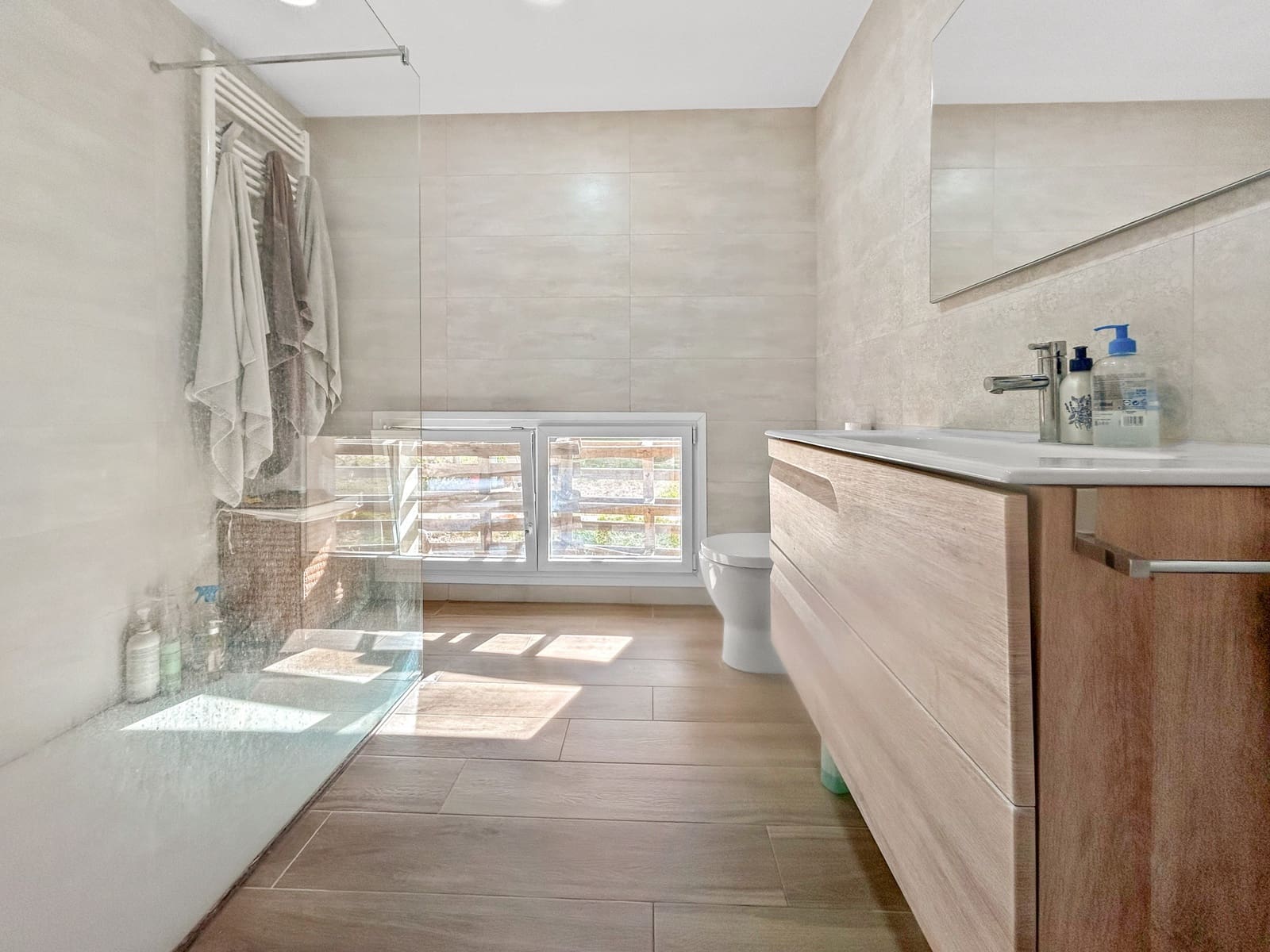 4 sypialnia Willa na sprzedaż w Orba - 589 000 € (Ref: 9497068)