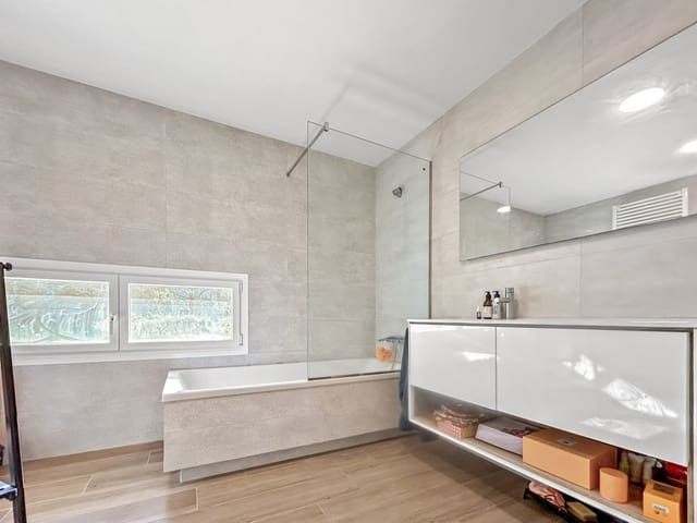 4 sypialnia Willa na sprzedaż w Orba - 589 000 € (Ref: 9497068)