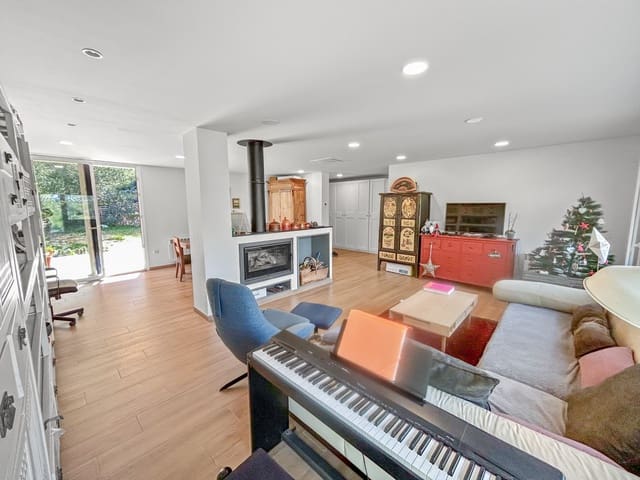 4 sypialnia Willa na sprzedaż w Orba - 589 000 € (Ref: 9497068)