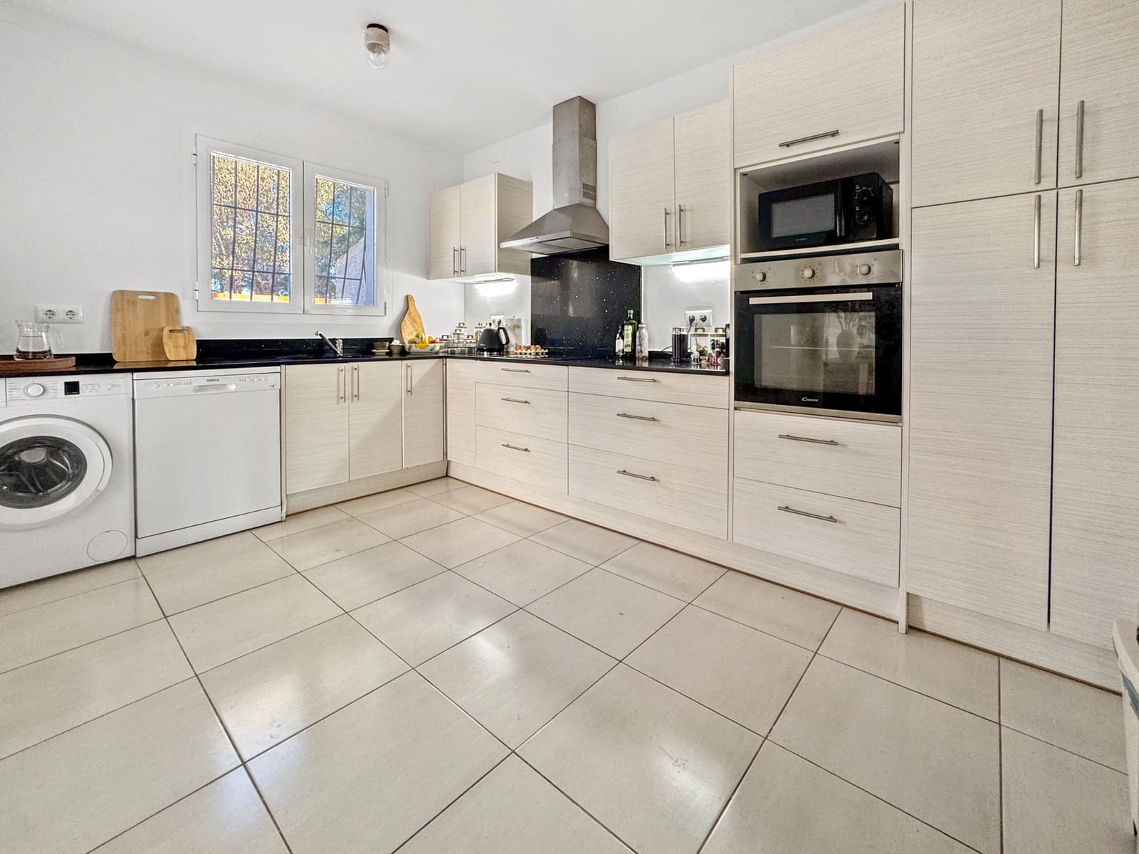 4 slaapkamer Villa te koop in Javea / Xabia met zwembad - € 1.195.000 (Ref: 9497069)