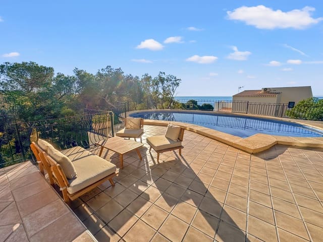 4 slaapkamer Villa te koop in Centro ciudad, Javea / Xàbia met zwembad - € 1.195.000 (Ref: 9497069)