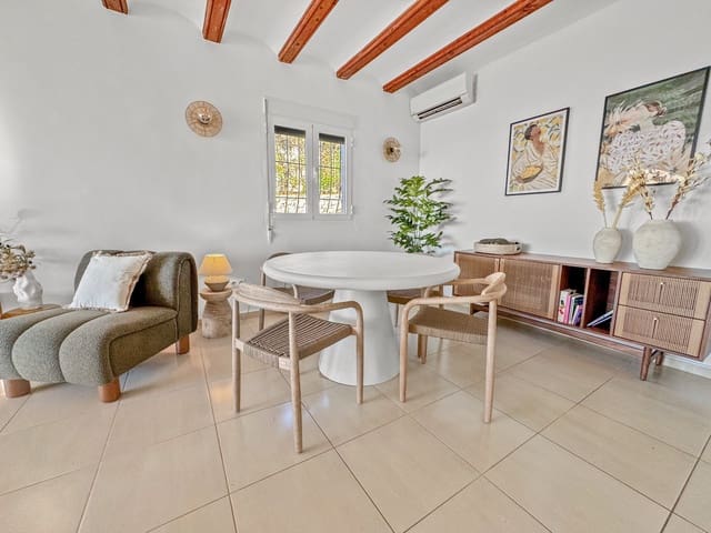 4 quarto Moradia para venda em Centro ciudad, Javea / Xàbia com piscina - 1 195 000 € (Ref: 9497069)