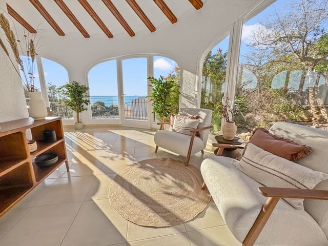 4 slaapkamer Villa te koop in Centro ciudad, Javea / Xàbia met zwembad - € 1.195.000 (Ref: 9497069)