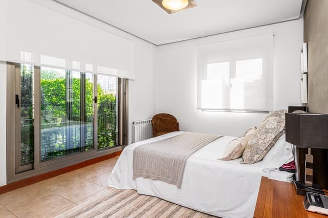 6 slaapkamer Villa te koop in El Montgó, Dénia met zwembad - € 1.400.000 (Ref: 9497070)