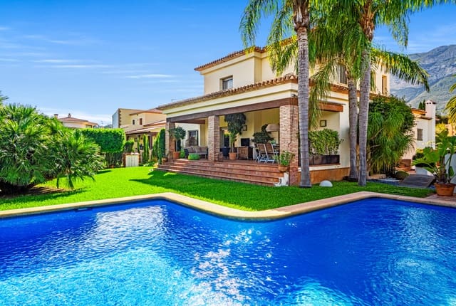 6 sypialnia Willa na sprzedaż w El Montgó, Dénia z basenem - 1 400 000 € (Ref: 9497070)