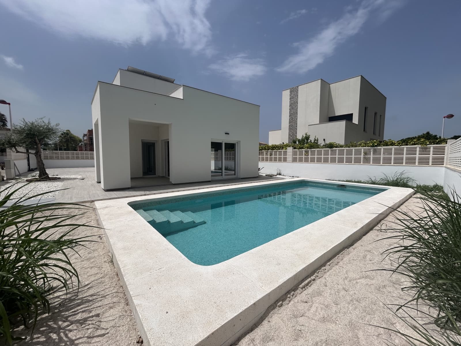 3 bedroom Villa for sale in Els Poblets with pool - € 560,000 (Ref: 9508750)